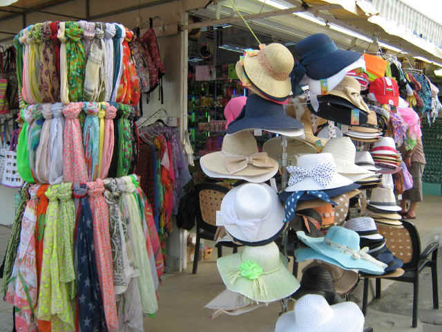 sunnybeachstalls.JPG (125819 bytes)